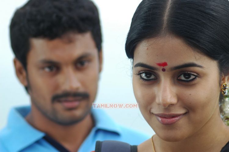 Poorna And Akhil In Movie Karuvachi 347