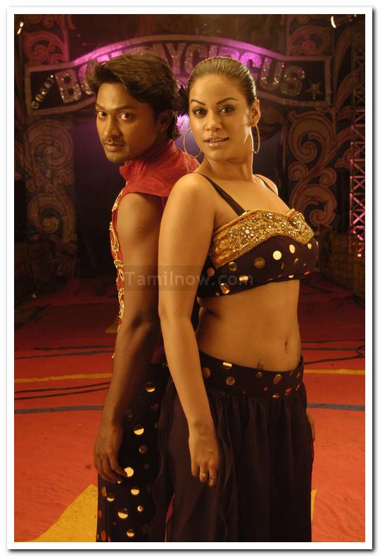 Krishna And Mumaith Khan Photo 8