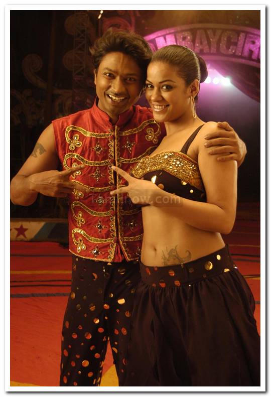 Krishna And Mumaith Khan Photo 9