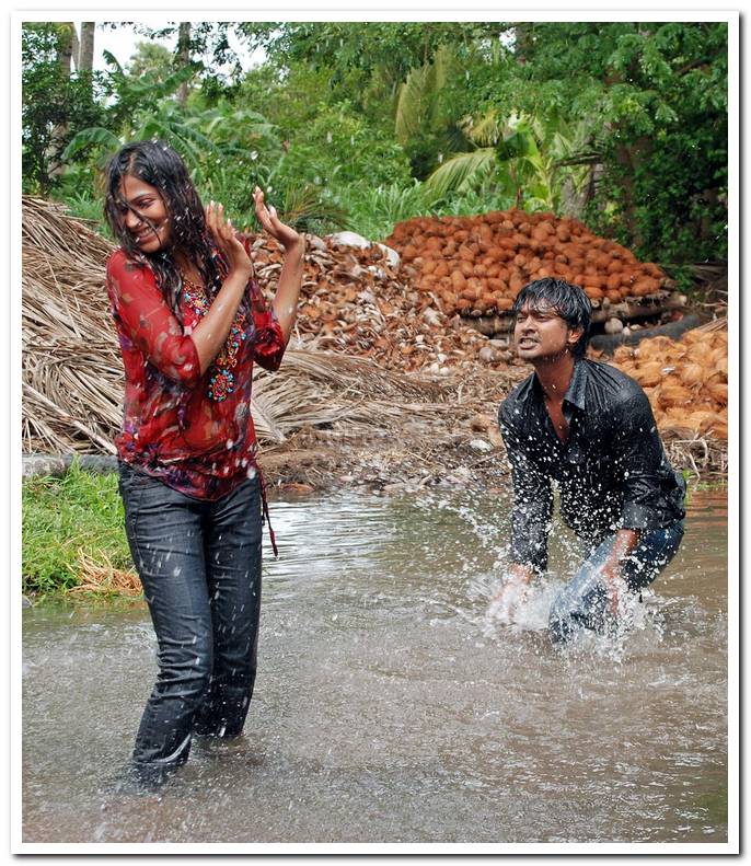 Krishna And Vijayalakshmi Stills 6