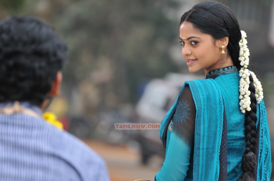 Bindhu Madhavi In Kbkr 621