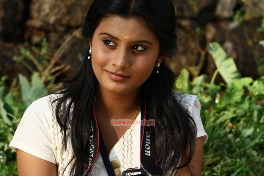 Tamil Movie Kerala Nattilam Pengaludane 8510