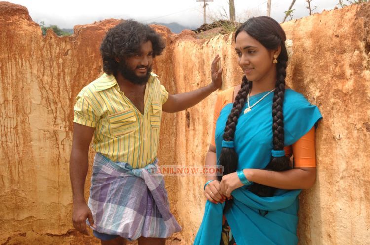 Tamil Movie Kizhakku Partha Veedu 9373