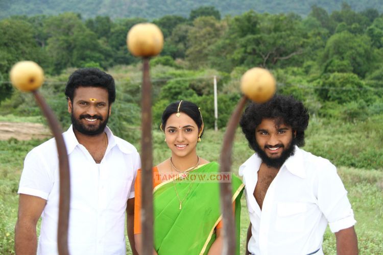 Tamil Movie Kizhakku Partha Veedu 9635