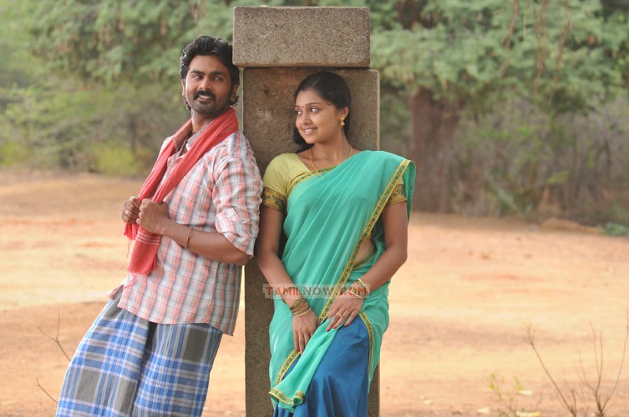 Movie Kozhi Koovuthu Stills 7806