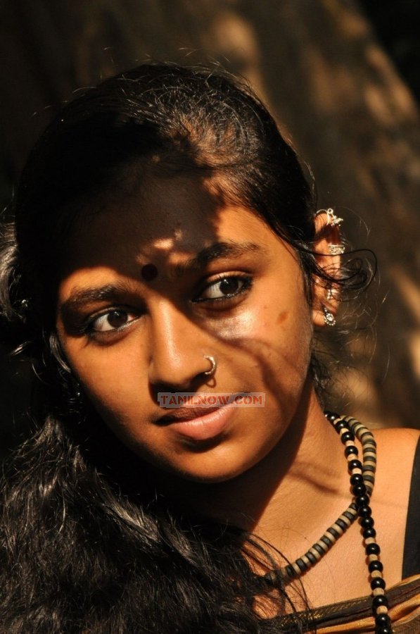 Tamil Movie Kumki Photos 3896