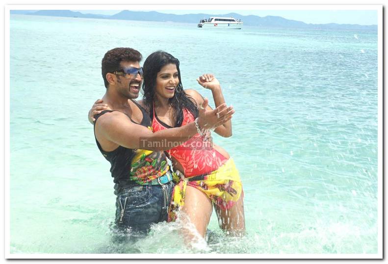 Arun Vijay Dhanshika Stills 1