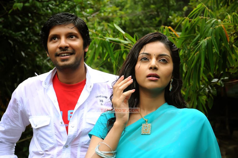 Maayai Stills 7614