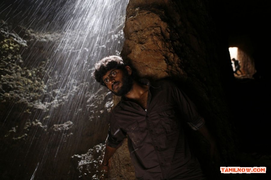 Movie Madha Yaanai Koottam 45