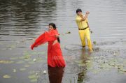 Tamil Movie Madhavanum Malarvizhiyum Photos 9611