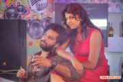 Tamil Movie Madhu Maadhu Soodhu 5295