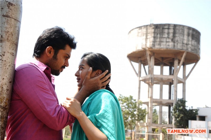 Catherine Tresa And Karthi 702