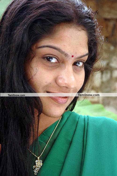 Swasika In Maithanam Movie 16