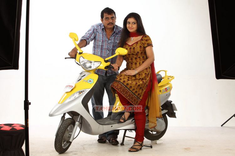 Tamil Movie Manam Kothi Paravai 304