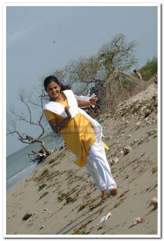 Srinidhi Photos 1