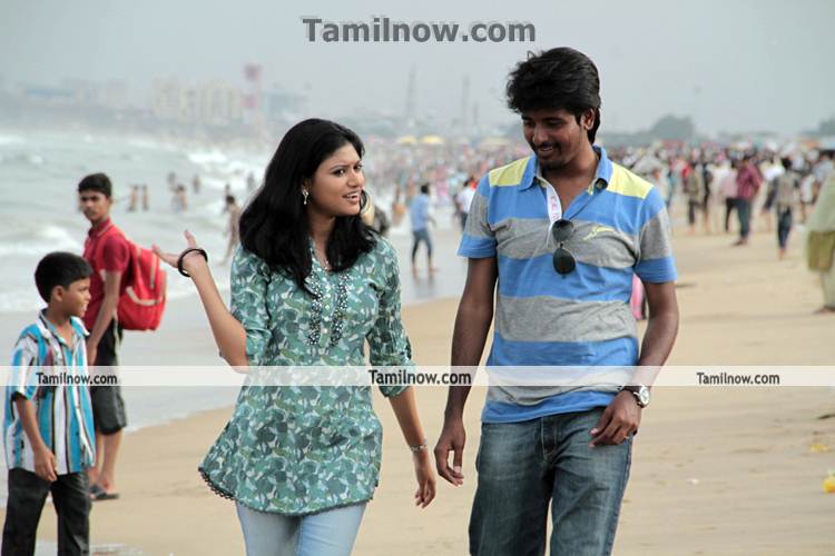 Siva And Oviya In Marina Movie 7