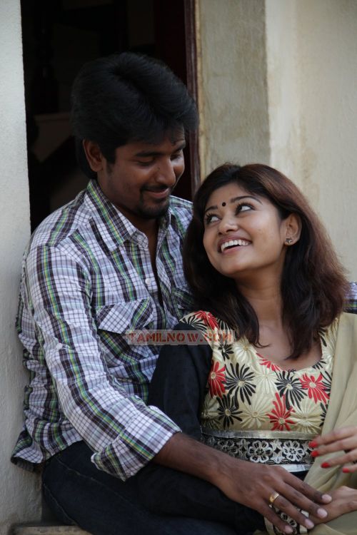 Sivakarthikeyan And Oviya In Marina Movie 290