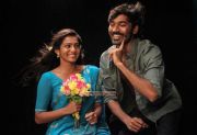 Parvathy Menon And Dhanush Mariyaan 815