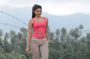 Lasini Actress In Moondru Per Moondru Kaadhal 181