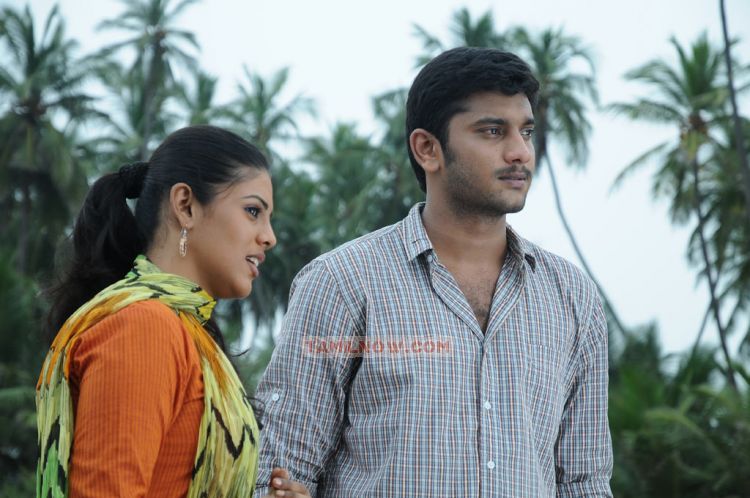 Iniya And Arulnidhi In Mouna Guru 450