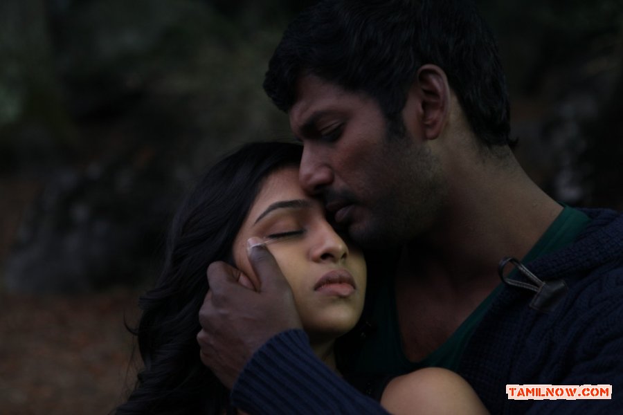 Naan Sigappu Manithan Photos 760