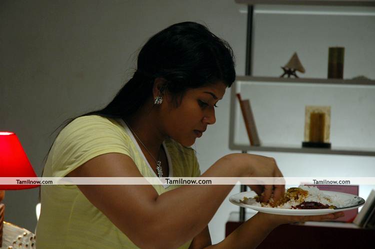 Naan Sivanagiren Still 3