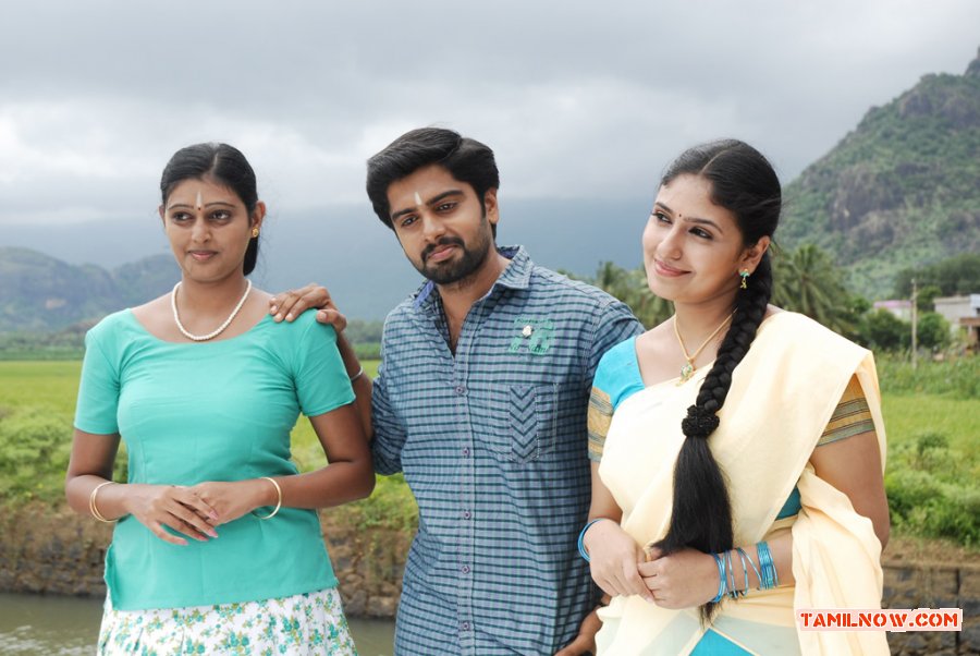 Nadhigal Nanaivathillai Stills 2316