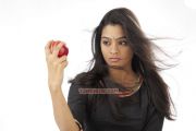 Movie Naduvula Konjam Pakkatha Kaanom Stills 7383