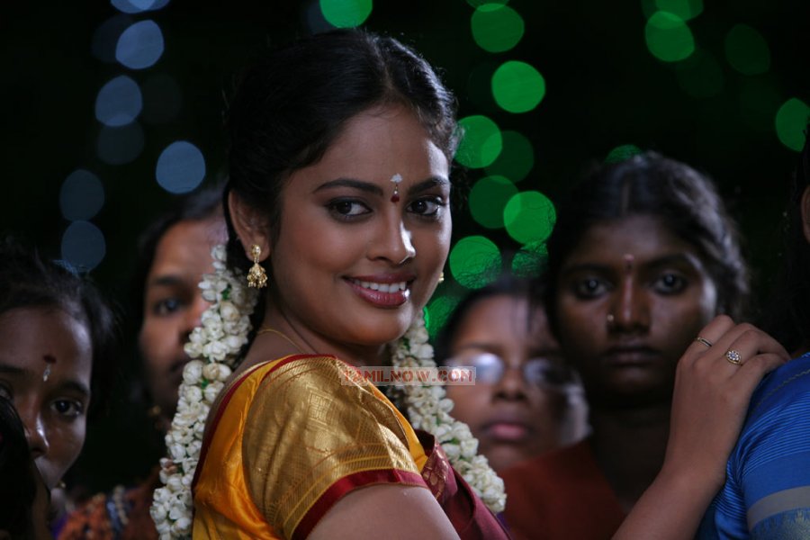 Movie Nalanum Nandhiniyum Stills 8467