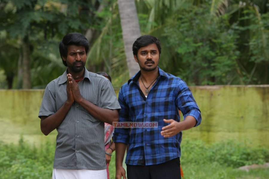 Tamil Movie Nalanum Nandhiniyum 3439