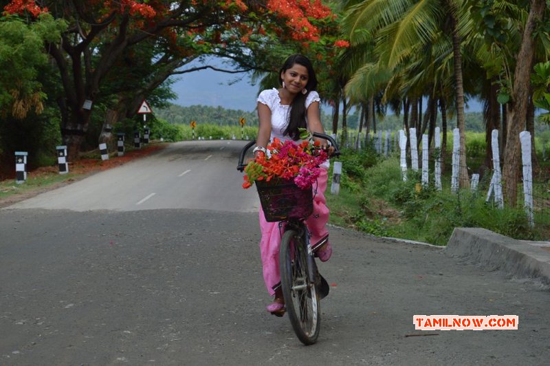 Tamil Cinema Nanaiyatha Mazhaiye New Wallpapers 6196