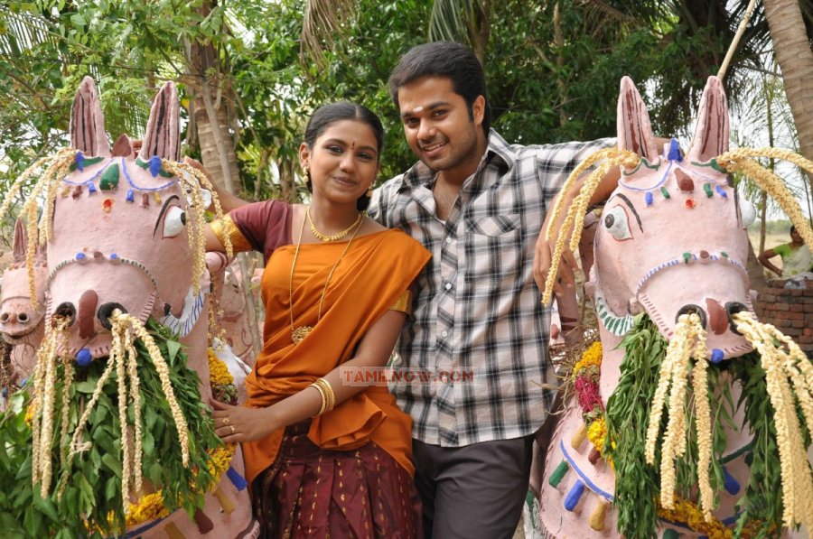 Tamil Movie Nanbargal Kavanathirku Photos 8784