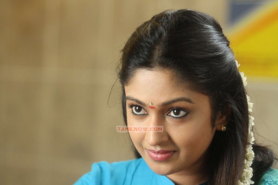 Actress Mithra Kurien Photo 456