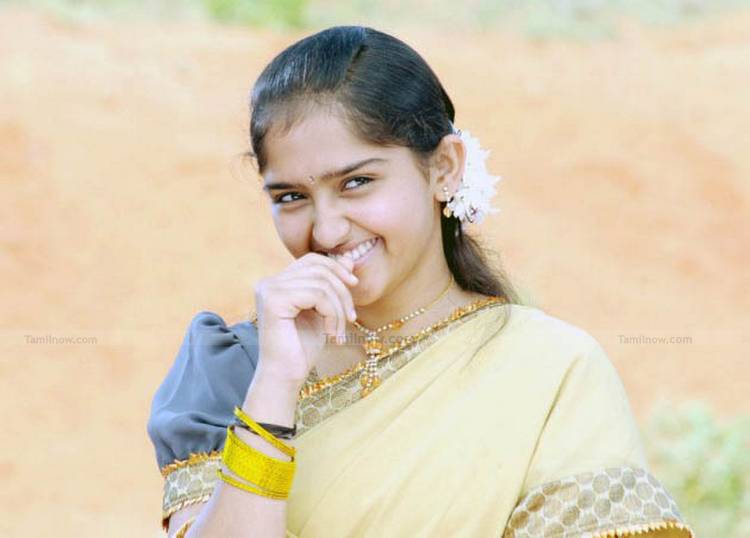 Sanusha In Nandhi 3