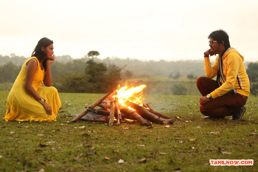 Tamil Movie Nee En Uyire 4722