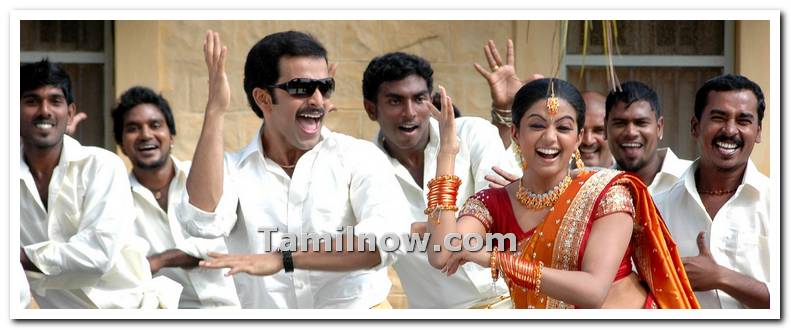 Prithviraj And Priyamani 6