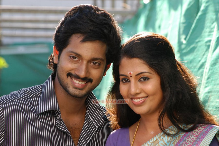 Ninaithathu Yaaro Stills 9102