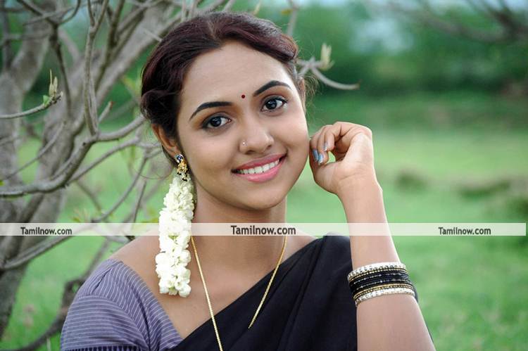 Thamali Stills 2