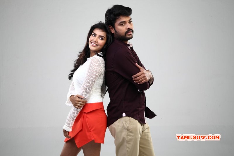 Vimal And Priya Anand Latest Photo 764