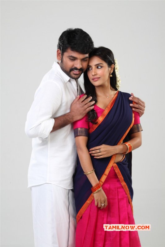 Vimal And Priya Anand Movie Album 565