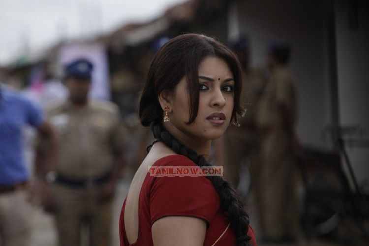 Richa Gangopadhay In Osthi 1