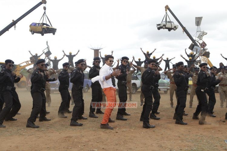 Tamil Movie Osthi Still 122