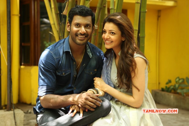 Movie Wallpaper Vishal Kaajal Agarwal In Paayum Puli 291