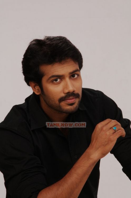 Movie Padam Paarthu Kathai Sol Image 919