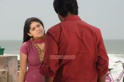 Padam Paarthu Kathai Sol New Pic 495