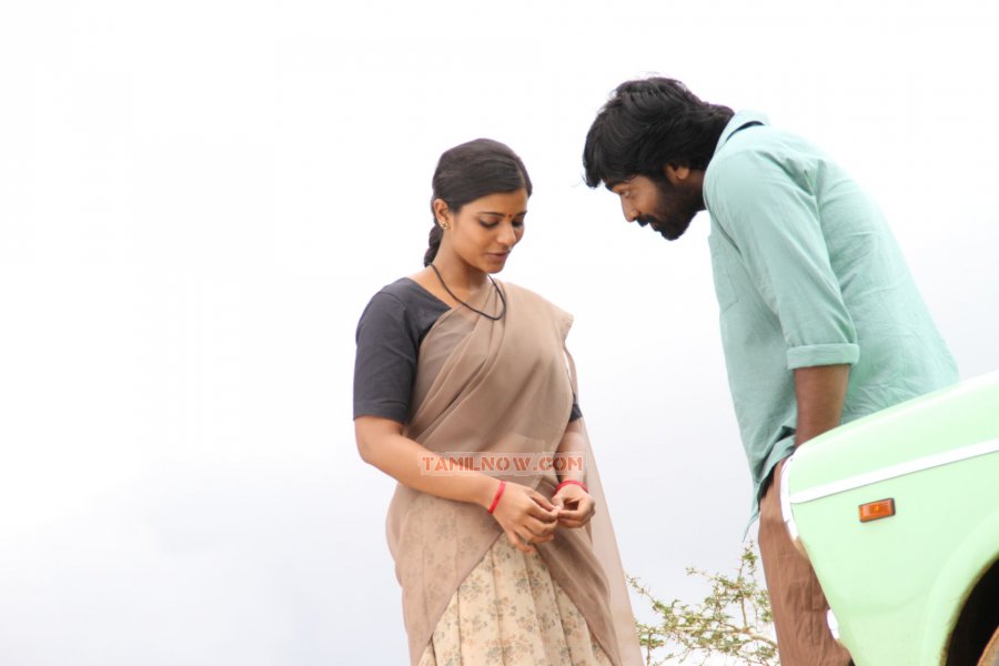 Tamil Movie Pannaiyarum Padminiyum 9480