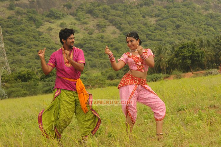 Tamil Movie Pathirama Pathukkunga Stills 2599