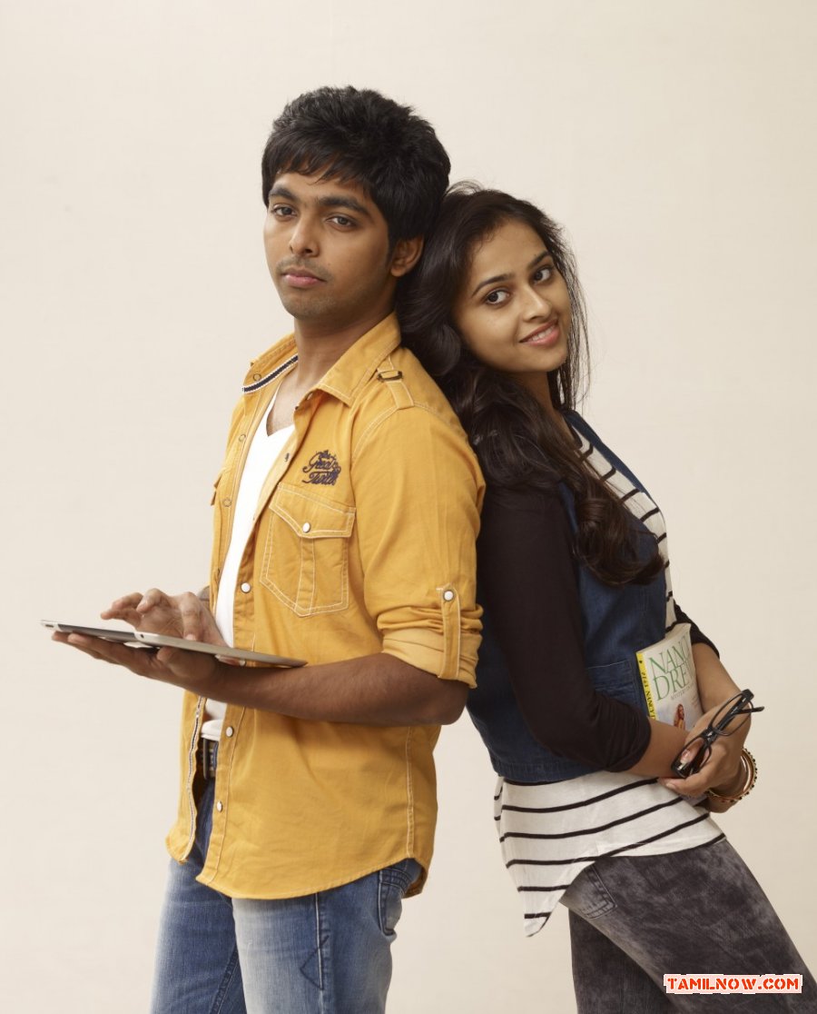 Movie Pencil Stills 5550