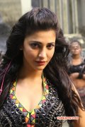 Latest Pic Shruthi Haasan In Movie Poojai 8