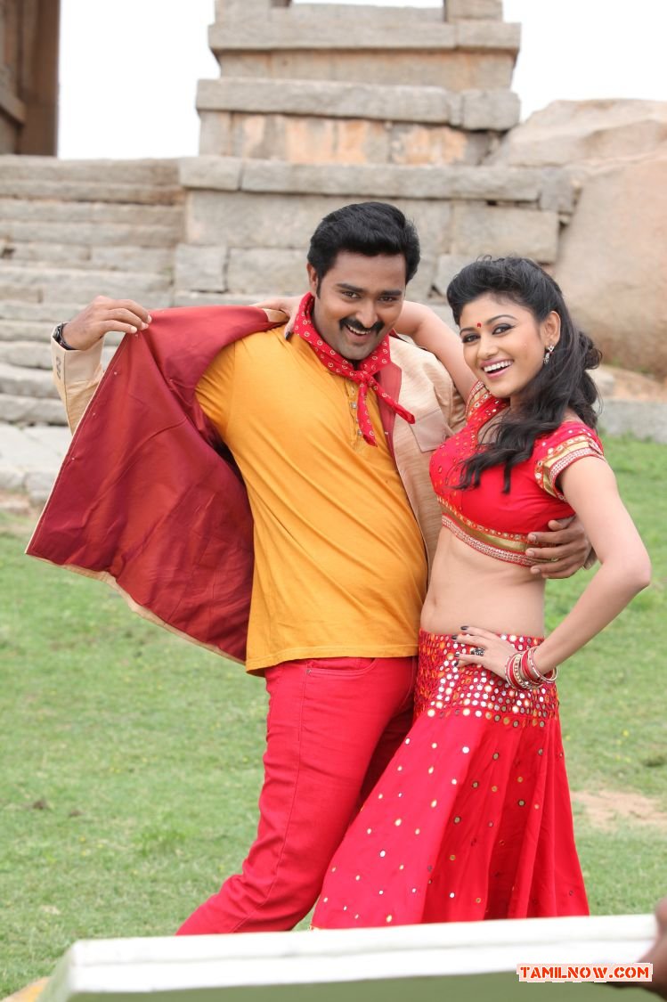 Prasanna Oviya In Movie Pulivaal 861